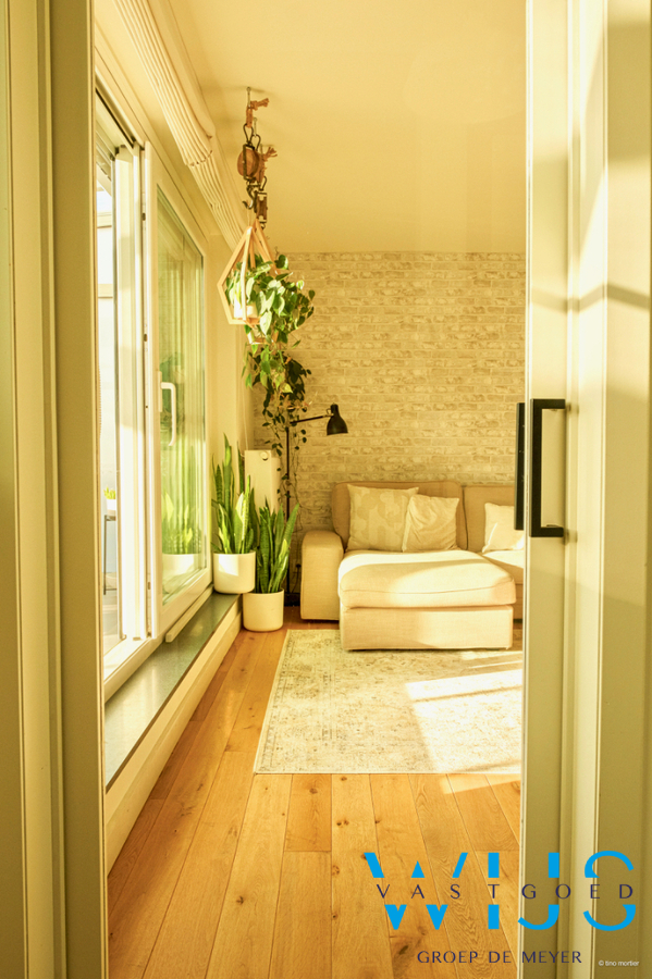 Prachtig 3 slaapkamerappartement in hartje Lembeke ! 