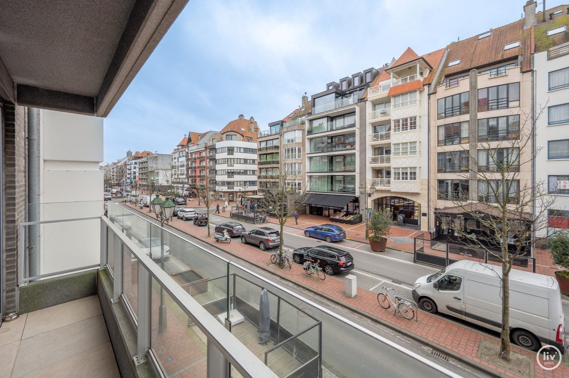 Appartement r&#233;cemment (2012) am&#233;nag&#233; et confortable avec une fa&#231;ade agr&#233;able. 