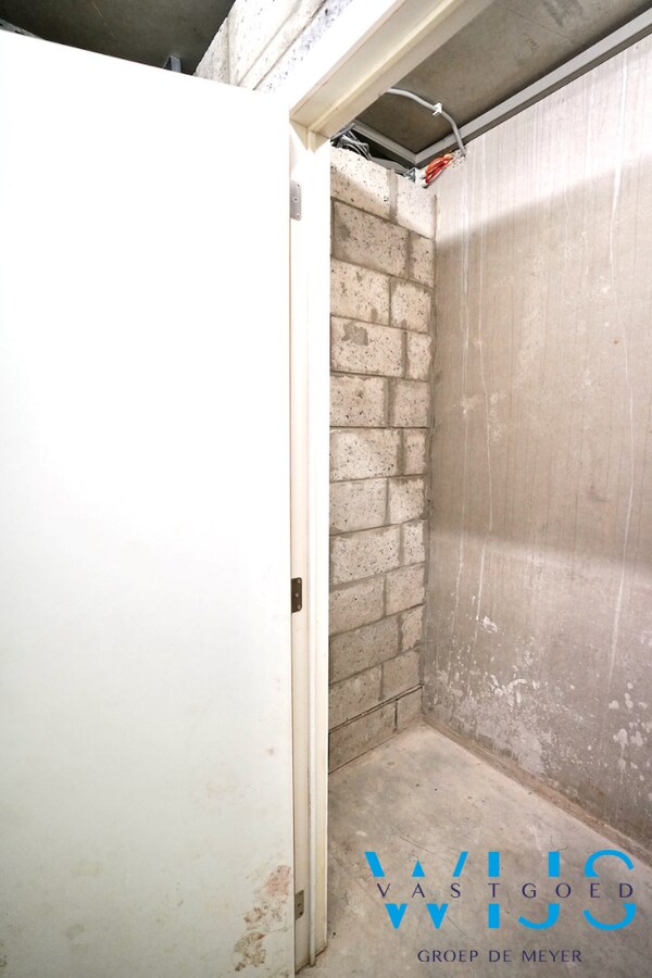 Gelijkvloers app. met 2 slaapkamers &amp; tuin te SINT-MARTENS-LATEM ! 