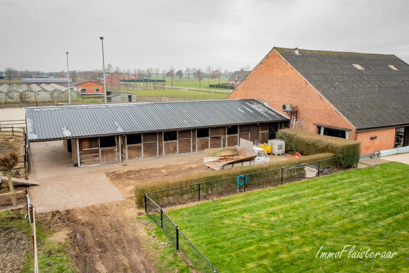 Charmante woning met paardenaccommodatie op 3,7ha te Rijkevorsel 