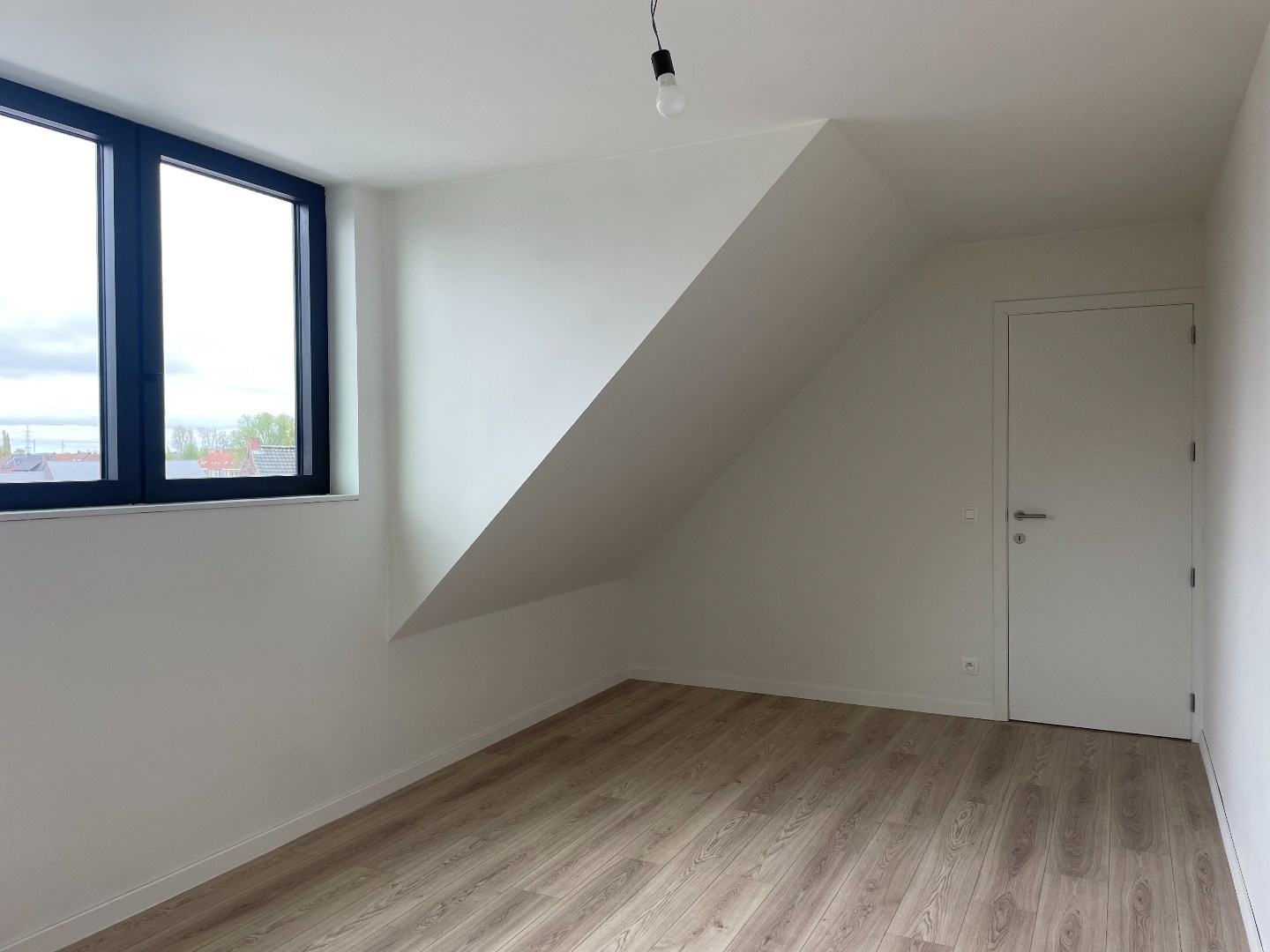 Nieuwbouw appartement met 2 slaapkamers en terras te Desselgem. 