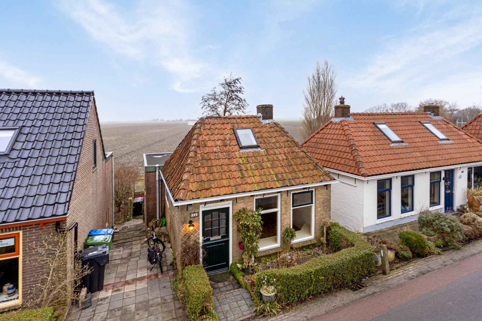 Dijkwoning verkocht | onder voorbehoud in Oudebildtzijl