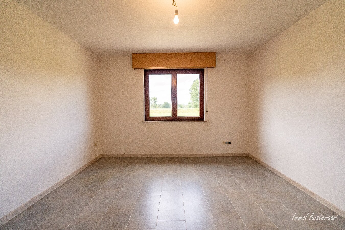 Ruime woning met weide op ca. 60 a te Puurs/Sint-Amands (Optioneel ca. 1,3 ha weide) 