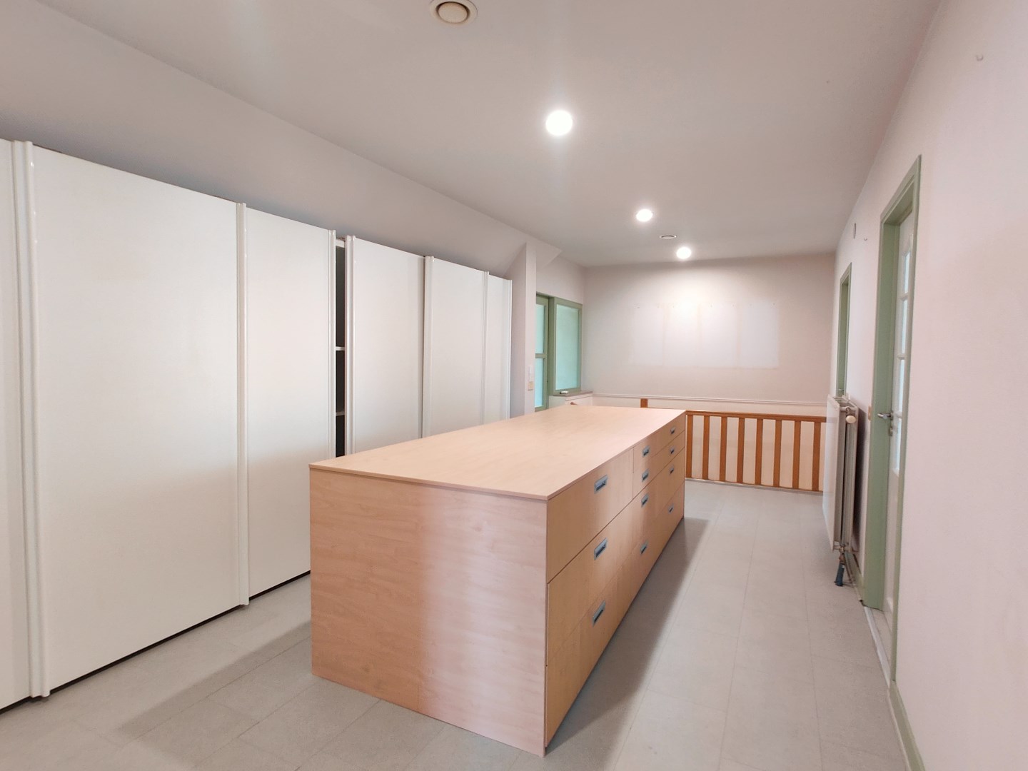 Exclusieve villa op 1.025 m&#178; met hoogwaardige afwerking 