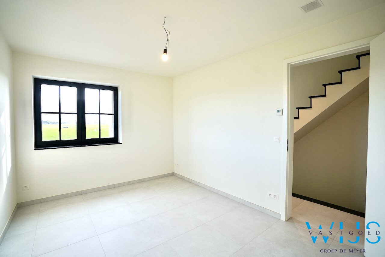 Zeer ruime nieuwbouw op 510m&#178; te ASSENEDE/BASSEVELDE! 
