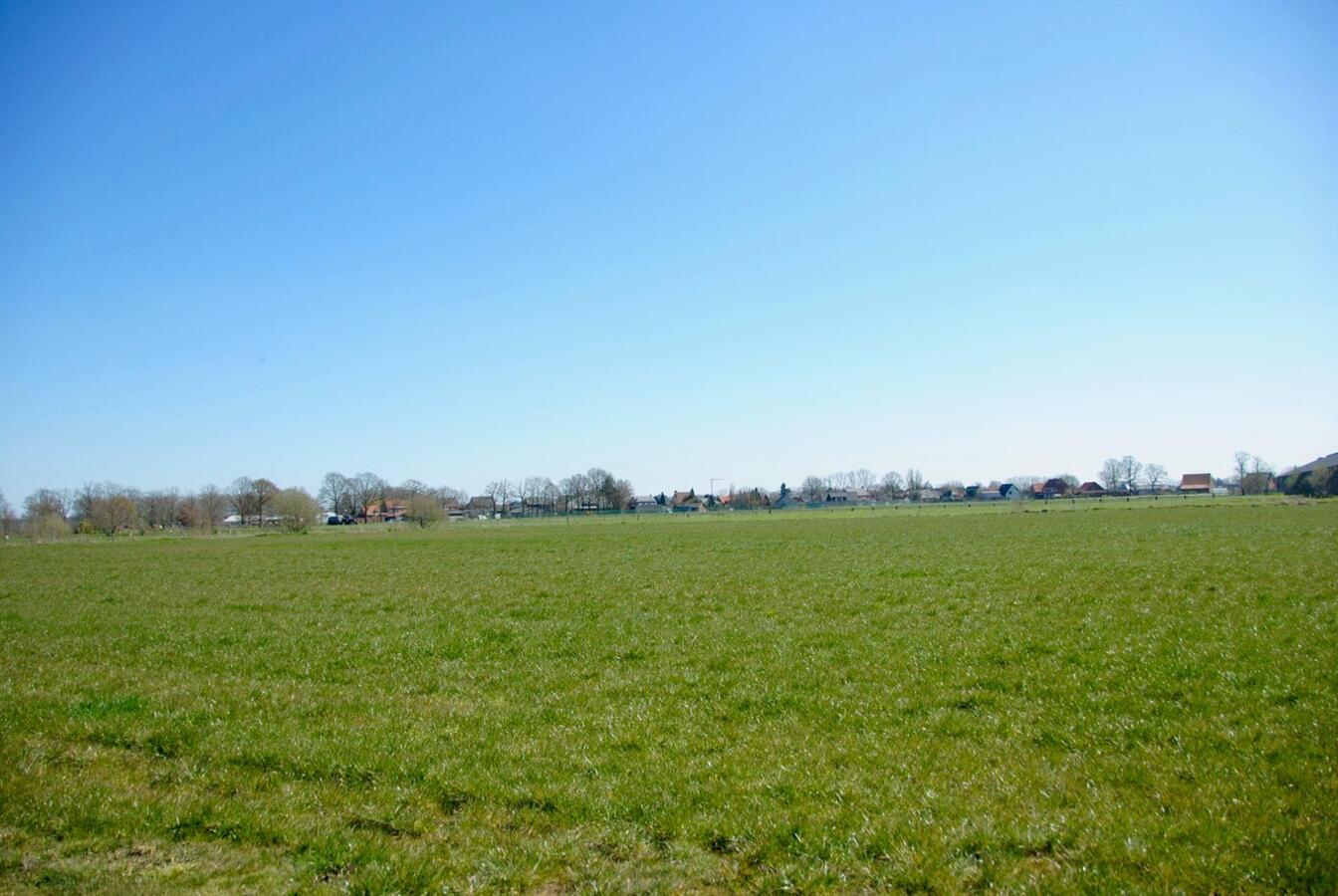 IN OPTIE; Woning met loods en weides op  ca. 2ha  te Rijkevorsel 