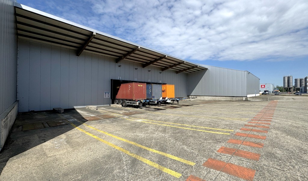 Magazijn te huur in Schomhoeve Logistic Center in haven Antwerpen