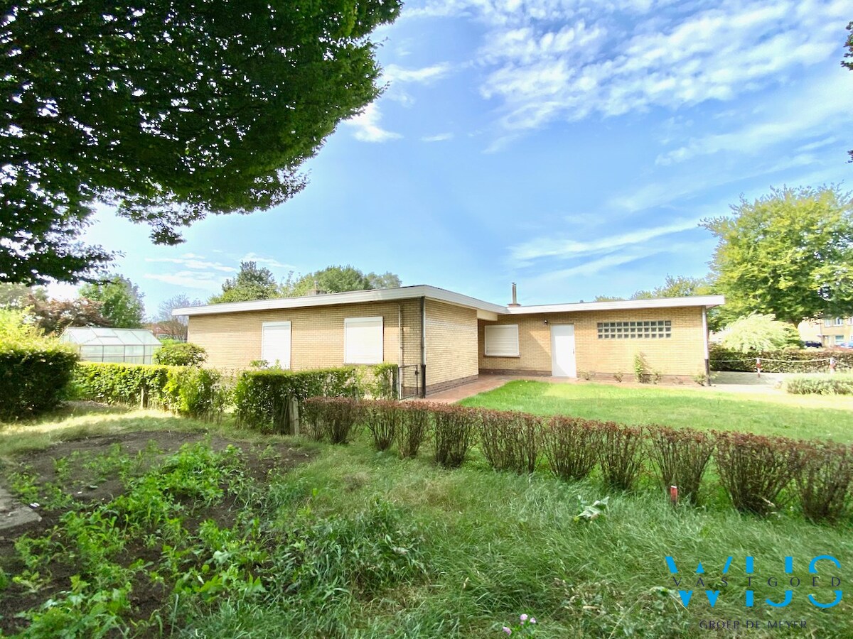 Rustig gelegen bungalow te Sleidinge ! 