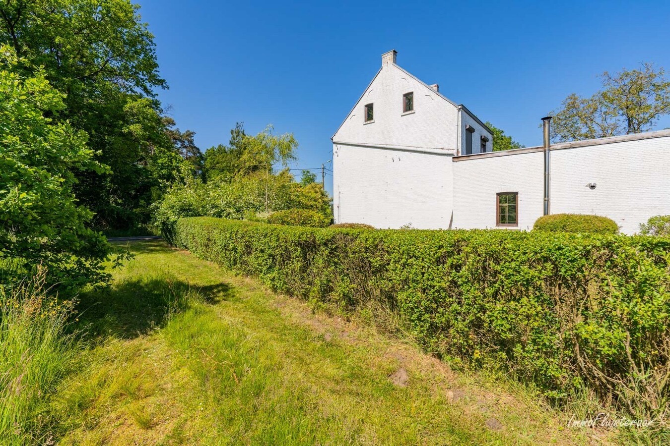 Hoeve op een uitzonderlijke locatie op ca. 5ha te Ham 