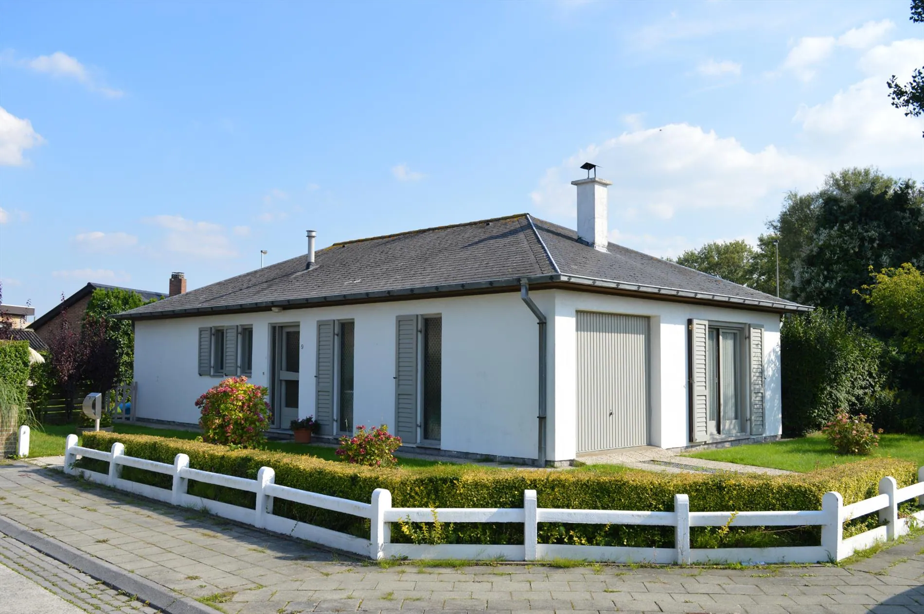 Alleenstaande bungalow op rustige ligging te Stene