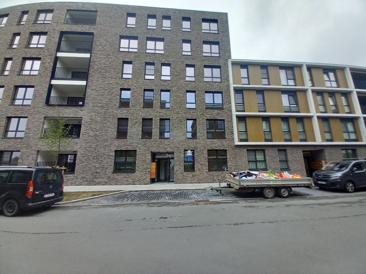 Lichtrijk nieuwbouw appartement te Smedenpoort. 