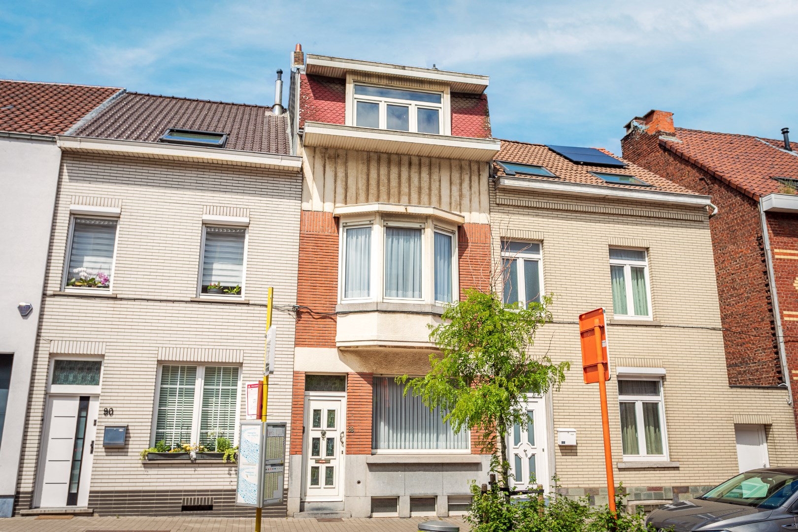 Ruime woning centrum Halle, 4 slpks en tuin 