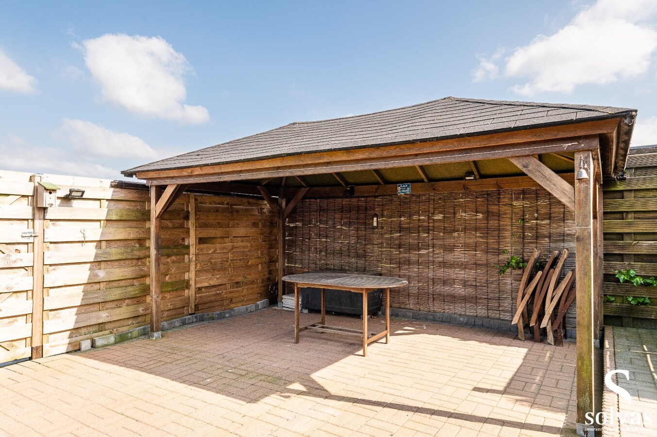 Bungalow in rustige woonwijk 