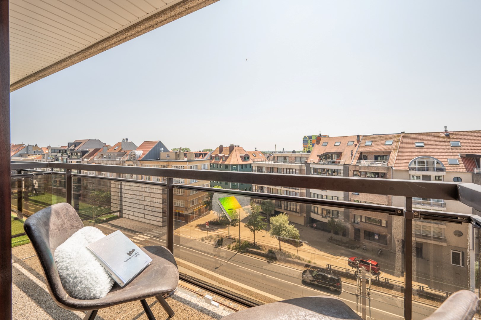 Instapklaar appartement met 2 slaapkamers en zonneterras 