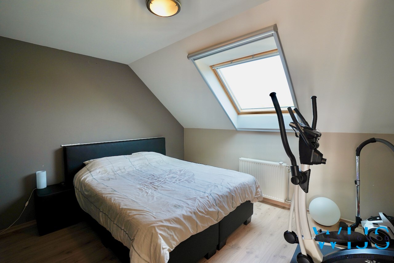 Schitterende gezinswoning op 835 m&#178; te Knesselare 