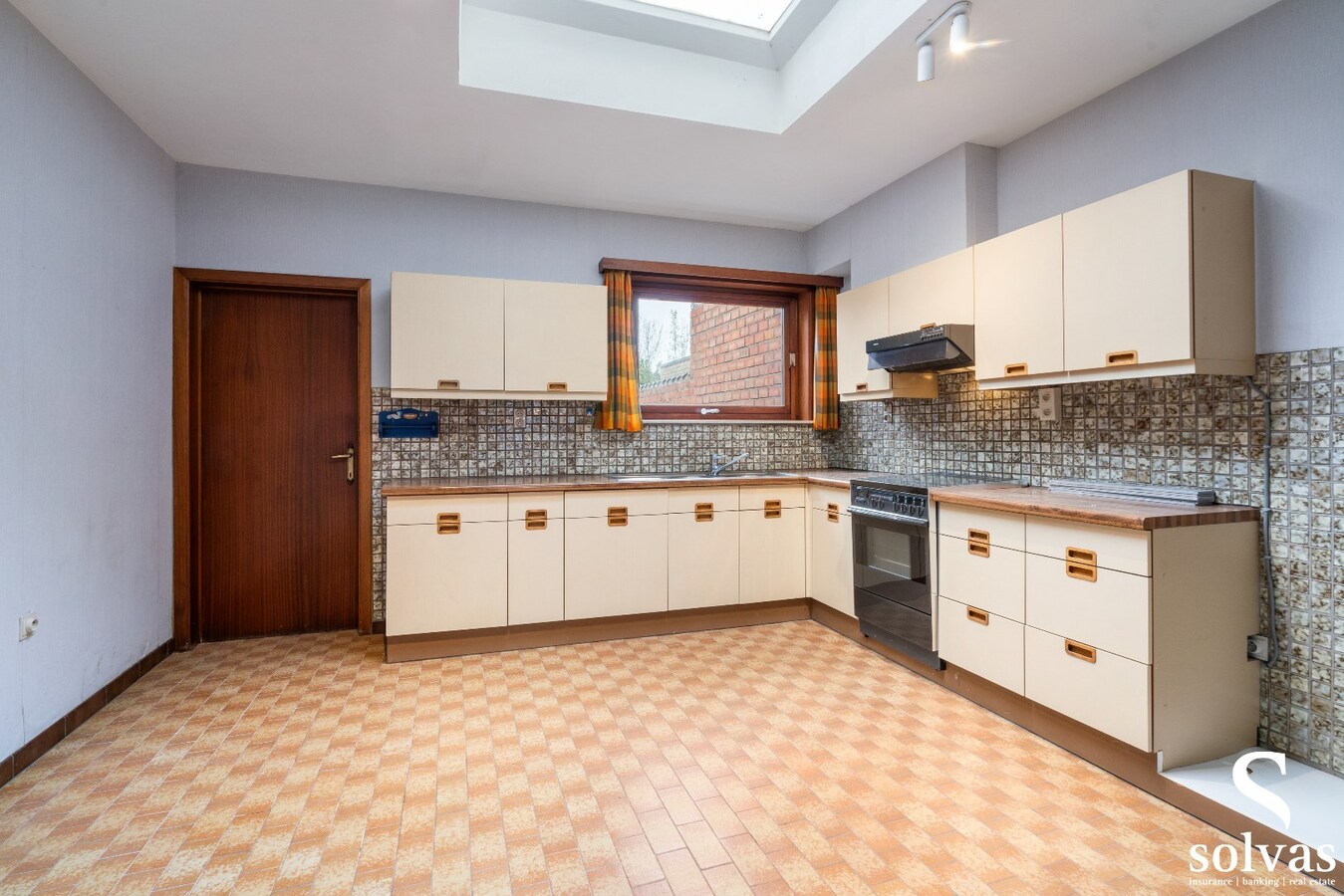 Ruime woning met 4 slaapkamers in centrum 