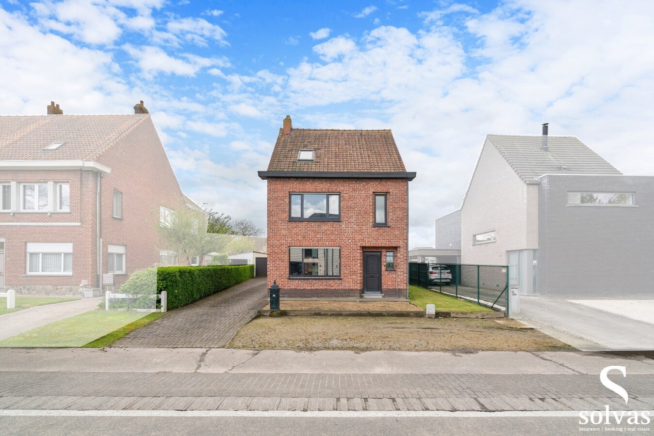 Op te frissen woning nabij centrum Zomergem 