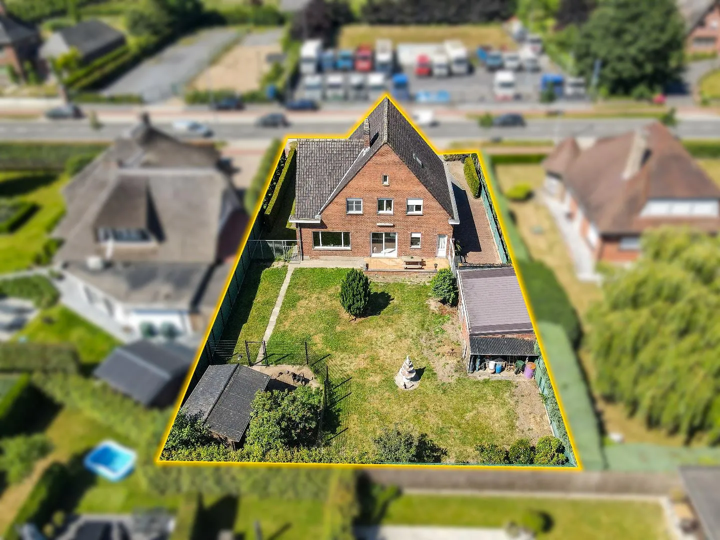 Alleenstaande villa in Torhout met 4 slaapkamers! 