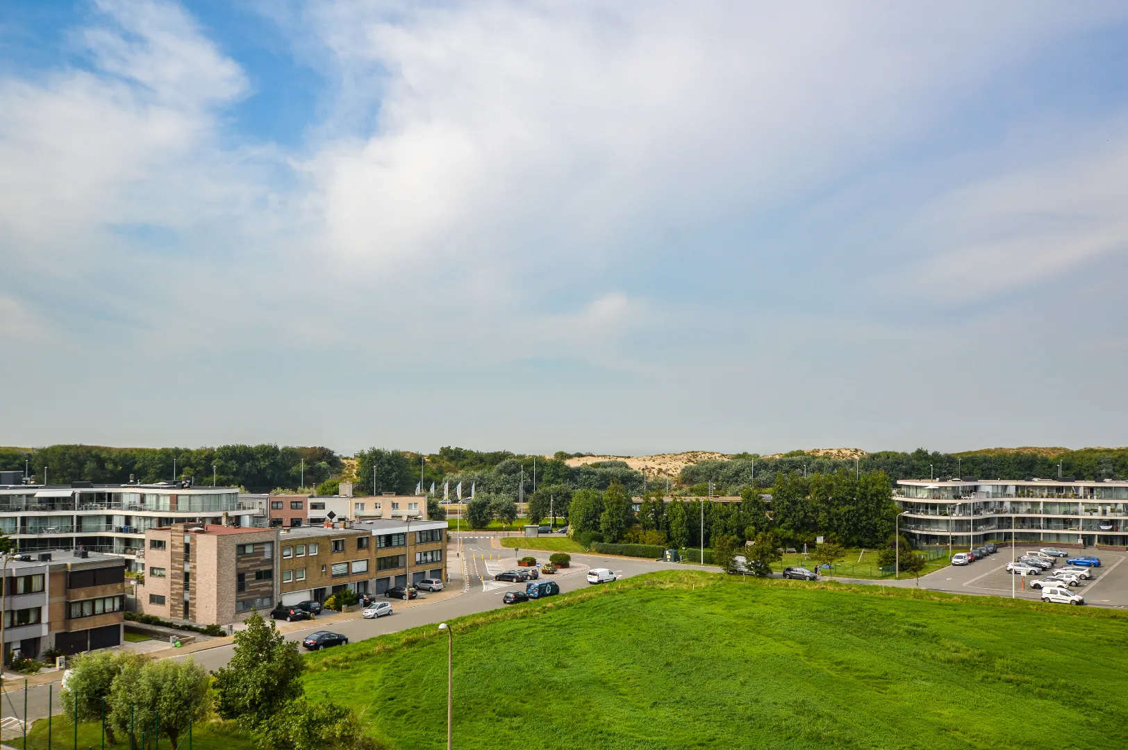 1 slaapkamerappartement met prachtig zicht op de zee en duinen te Bredene