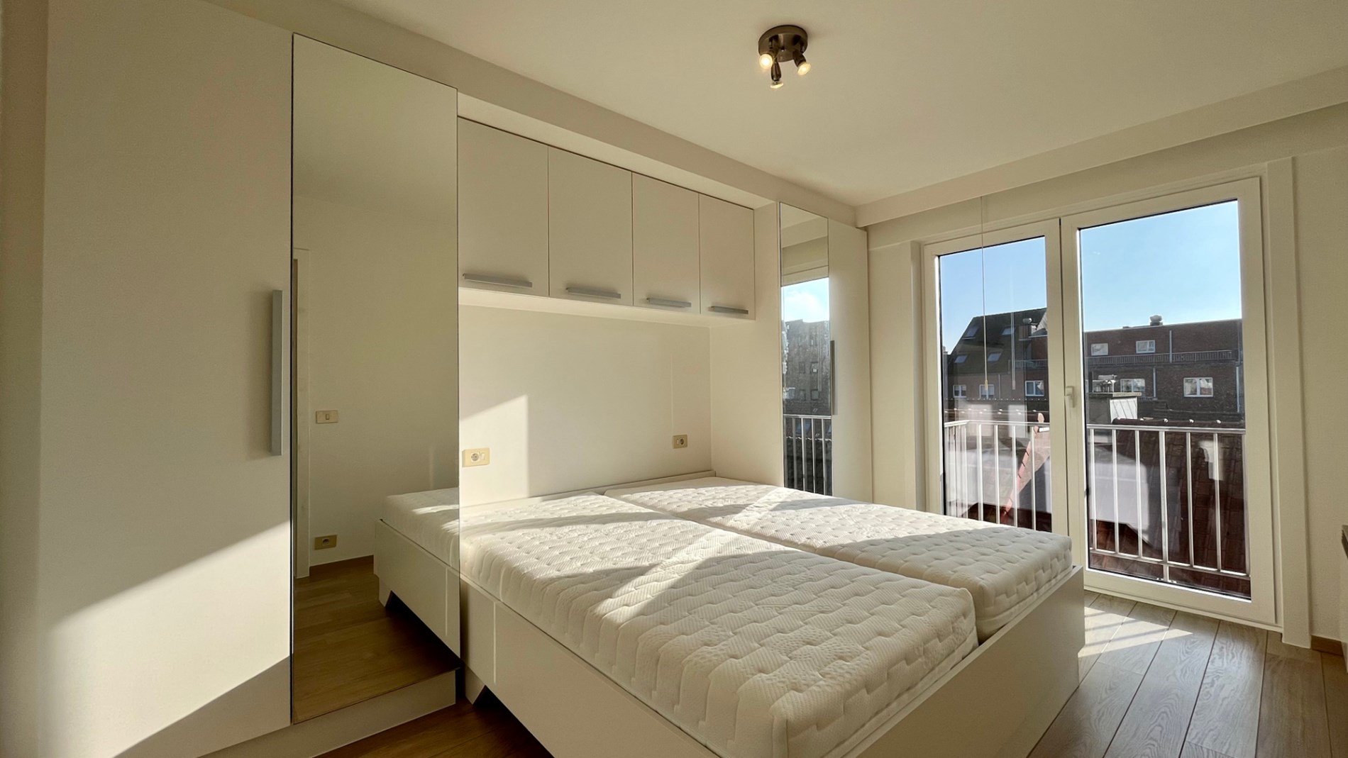 2 slaapkamer appartement met zeezicht 