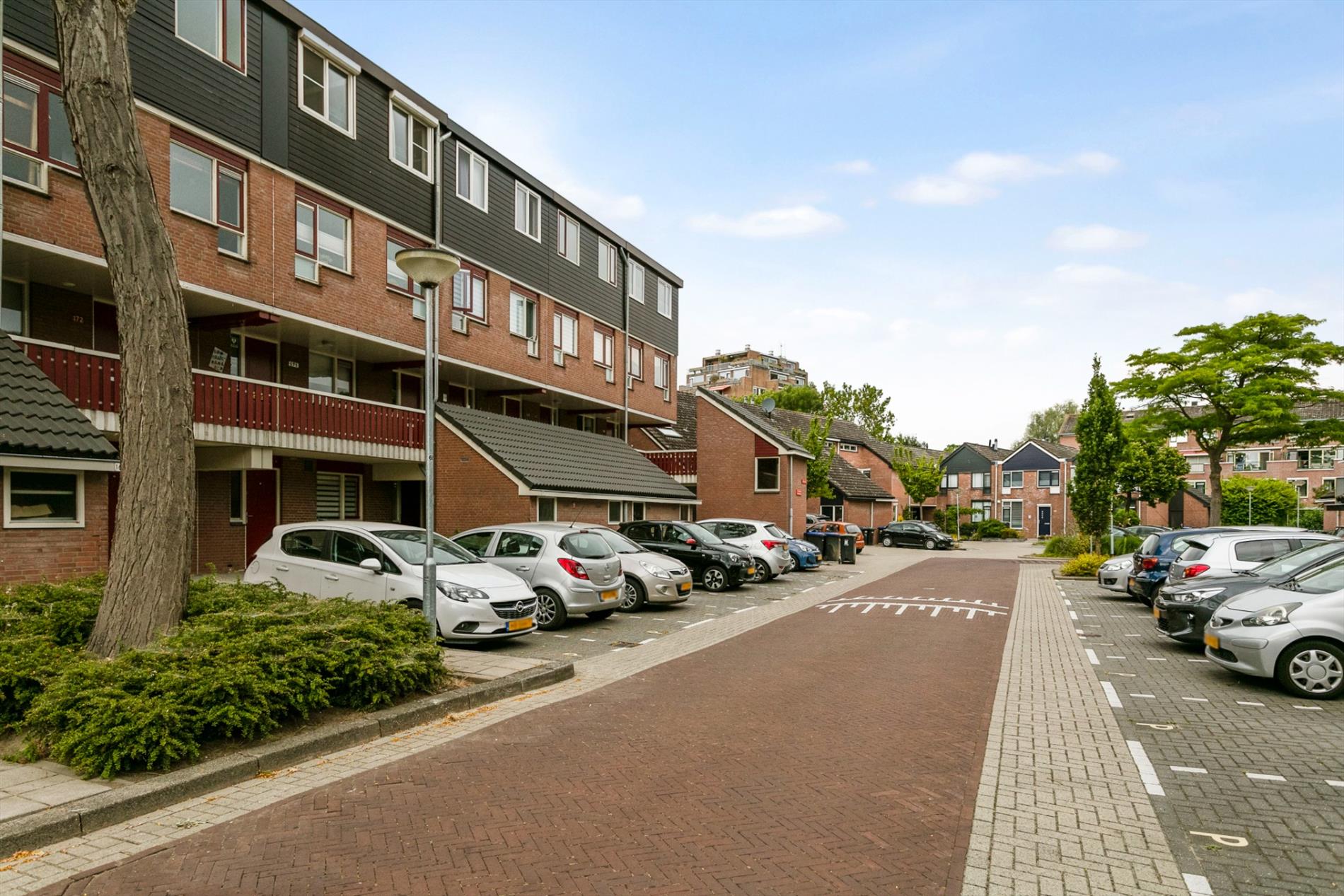 Benedenwoning verkocht | onder voorbehoud in Dordrecht
