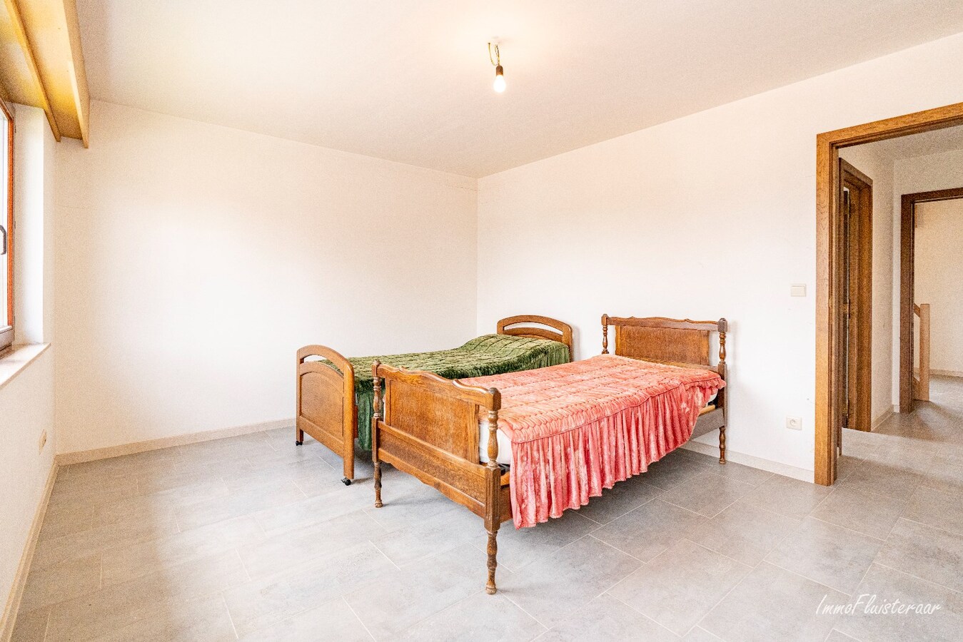 Ruime woning met weide op ca. 60 a te Puurs/Sint-Amands (Optioneel ca. 1,3 ha weide) 