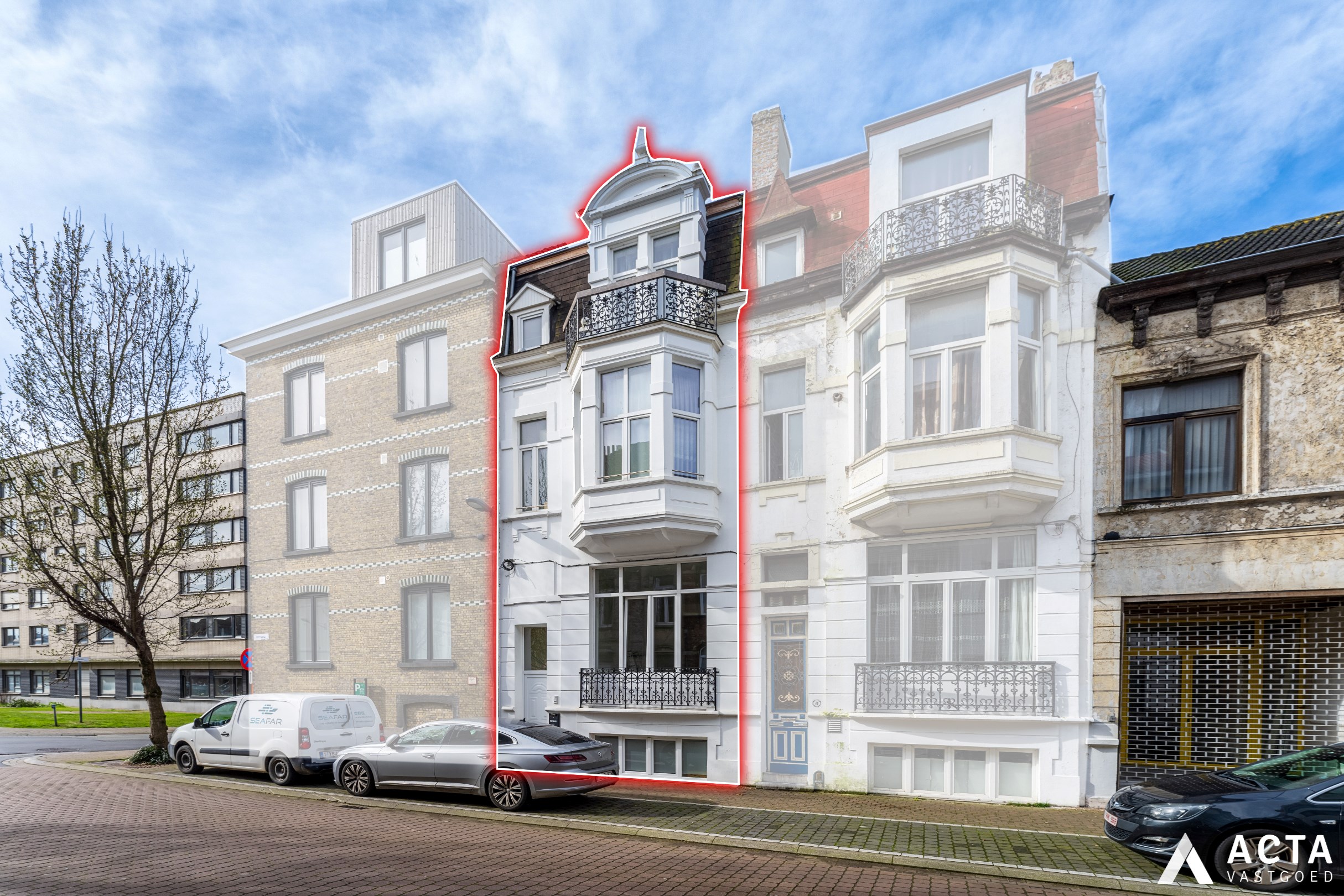 Gerenoveerde opbrengstwoning met twee appartementen in centrum Oostende 