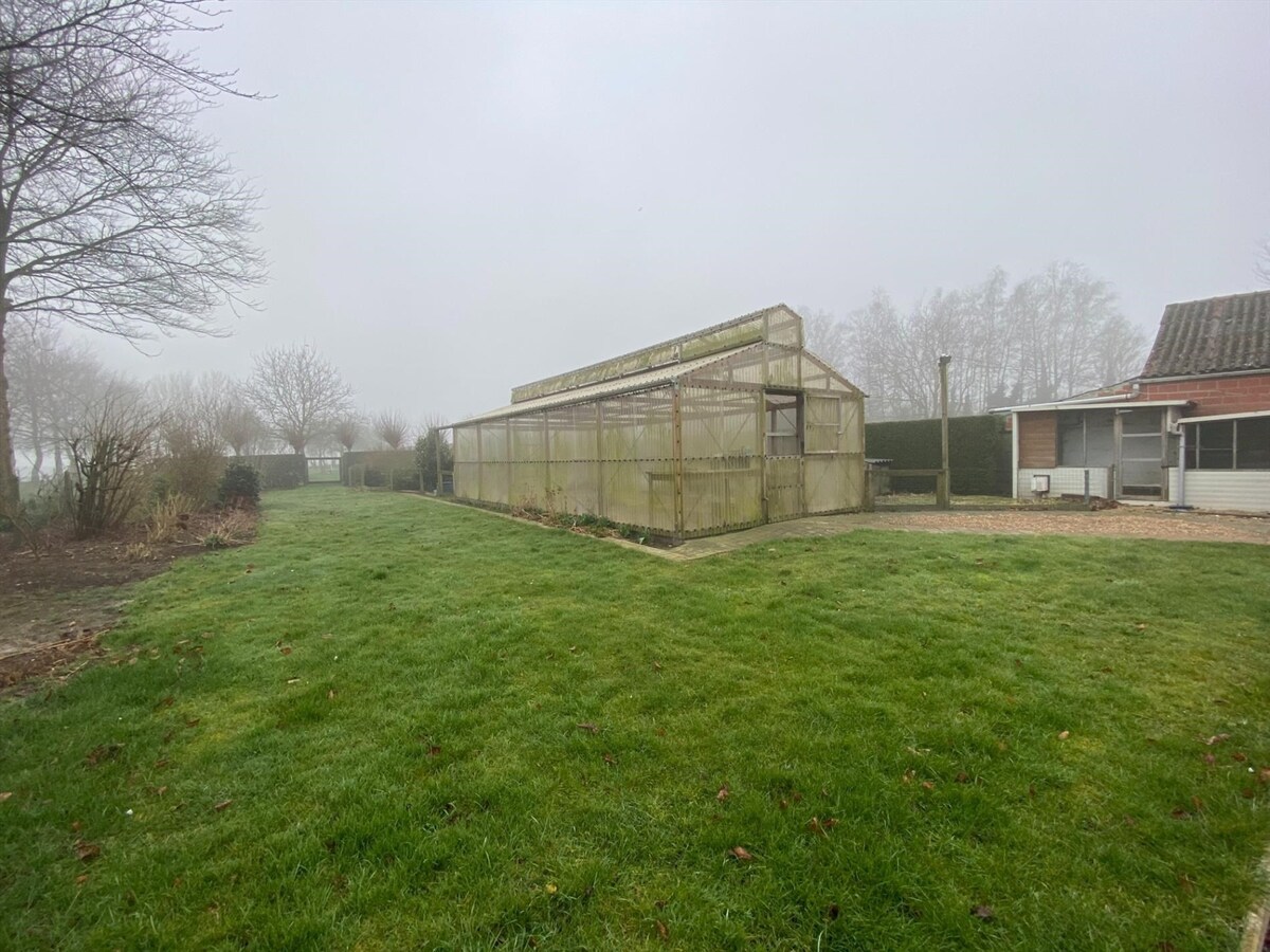 Woning met loods te Kortemark 