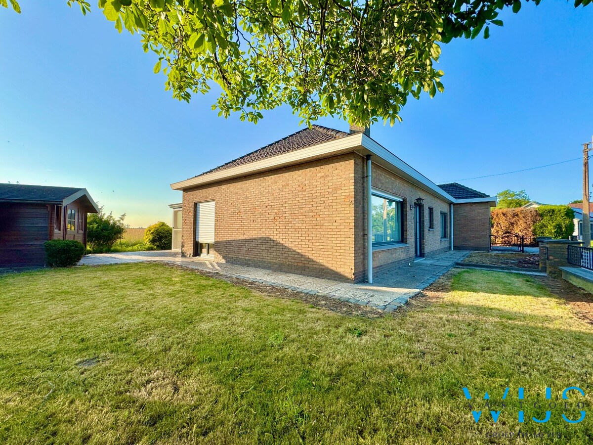 Te renoveren bungalow in ultra rustige omgeving! 
