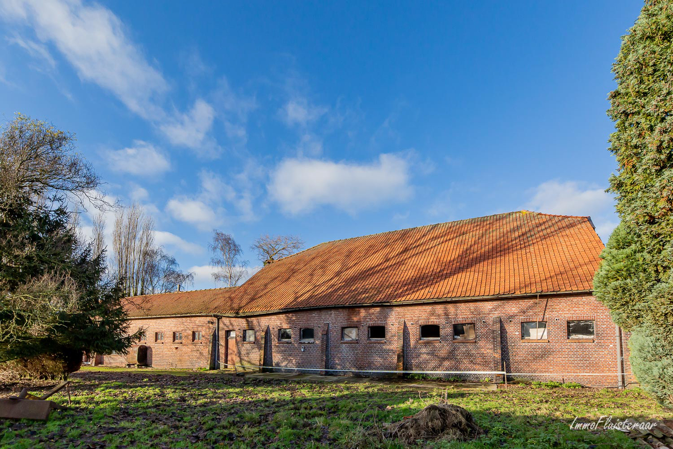 Charmante te renoveren hoeve op ca. 1Ha te Beerse 