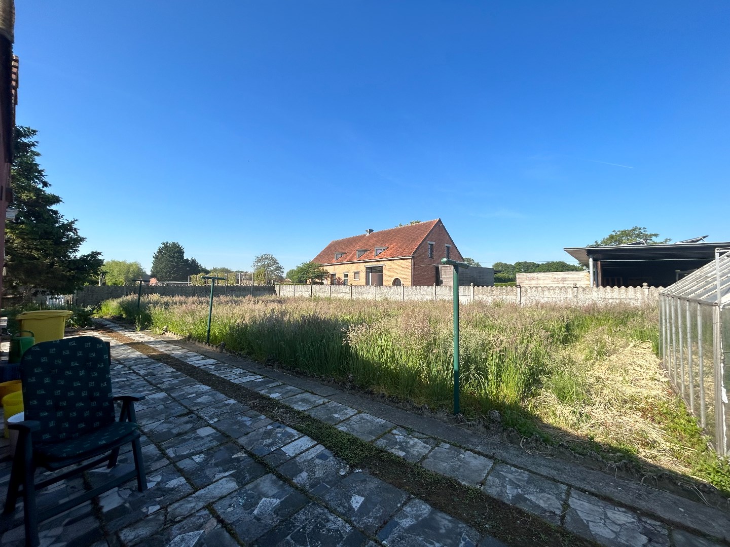 Te renoveren woning met landelijke ligging in Geel 