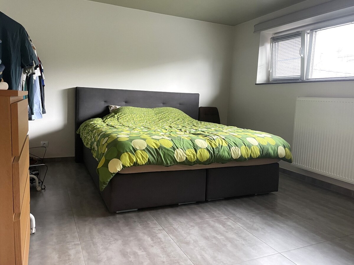 Instapklaar duplex appartement met 2 slaapkamers te Torhout 