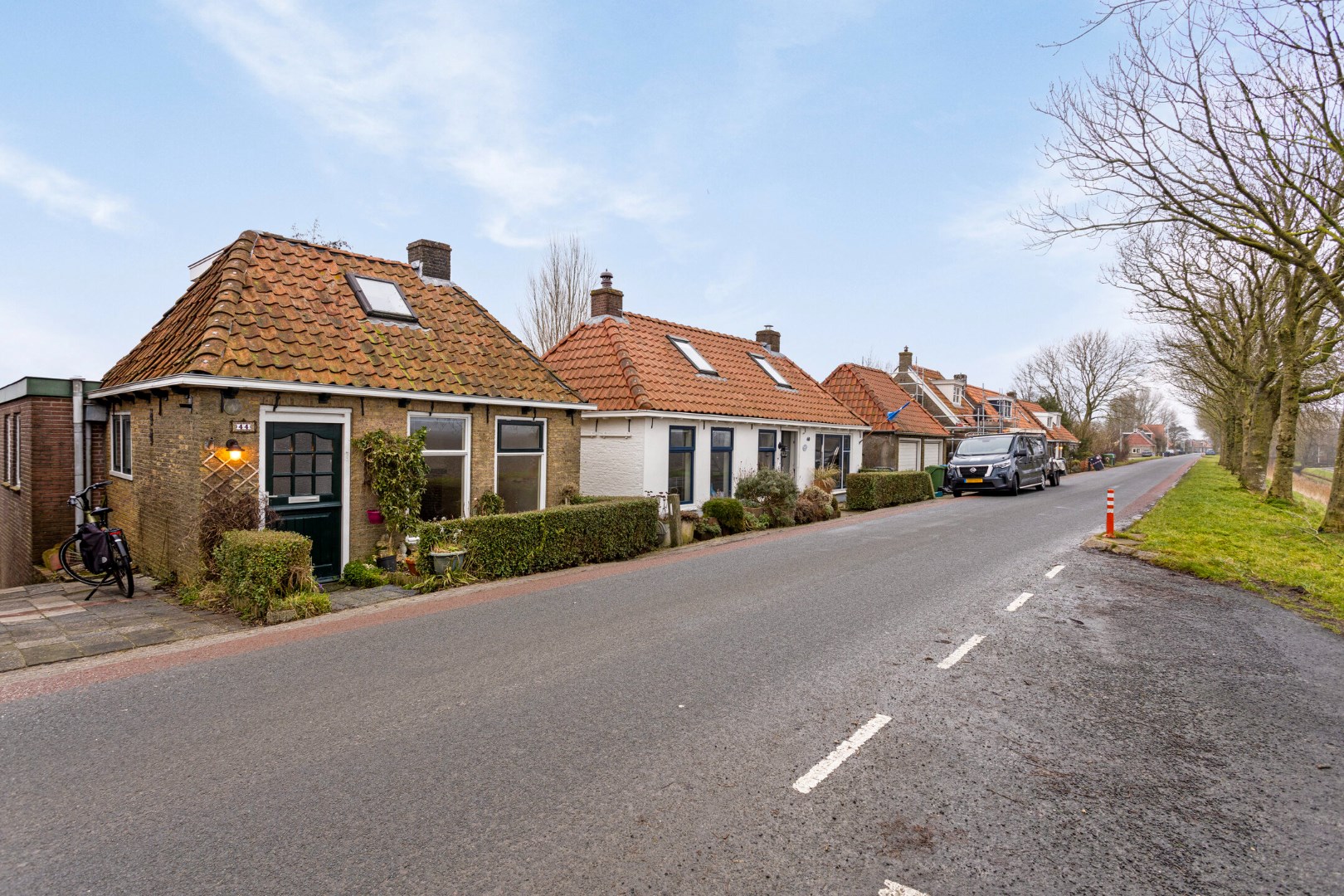 Dijkwoning verkocht | onder voorbehoud in Oudebildtzijl