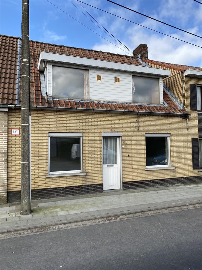 Woning met 3 slaapkamers en garage te Handzame 