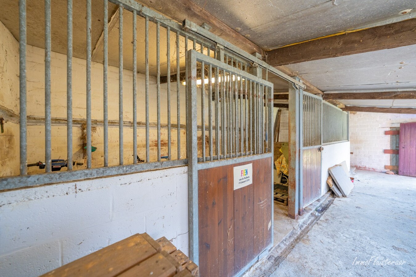 Ferme carr&#233;e &#224; r&#233;nover sur environ 60 ares &#224; Borlo (Gingelom) 