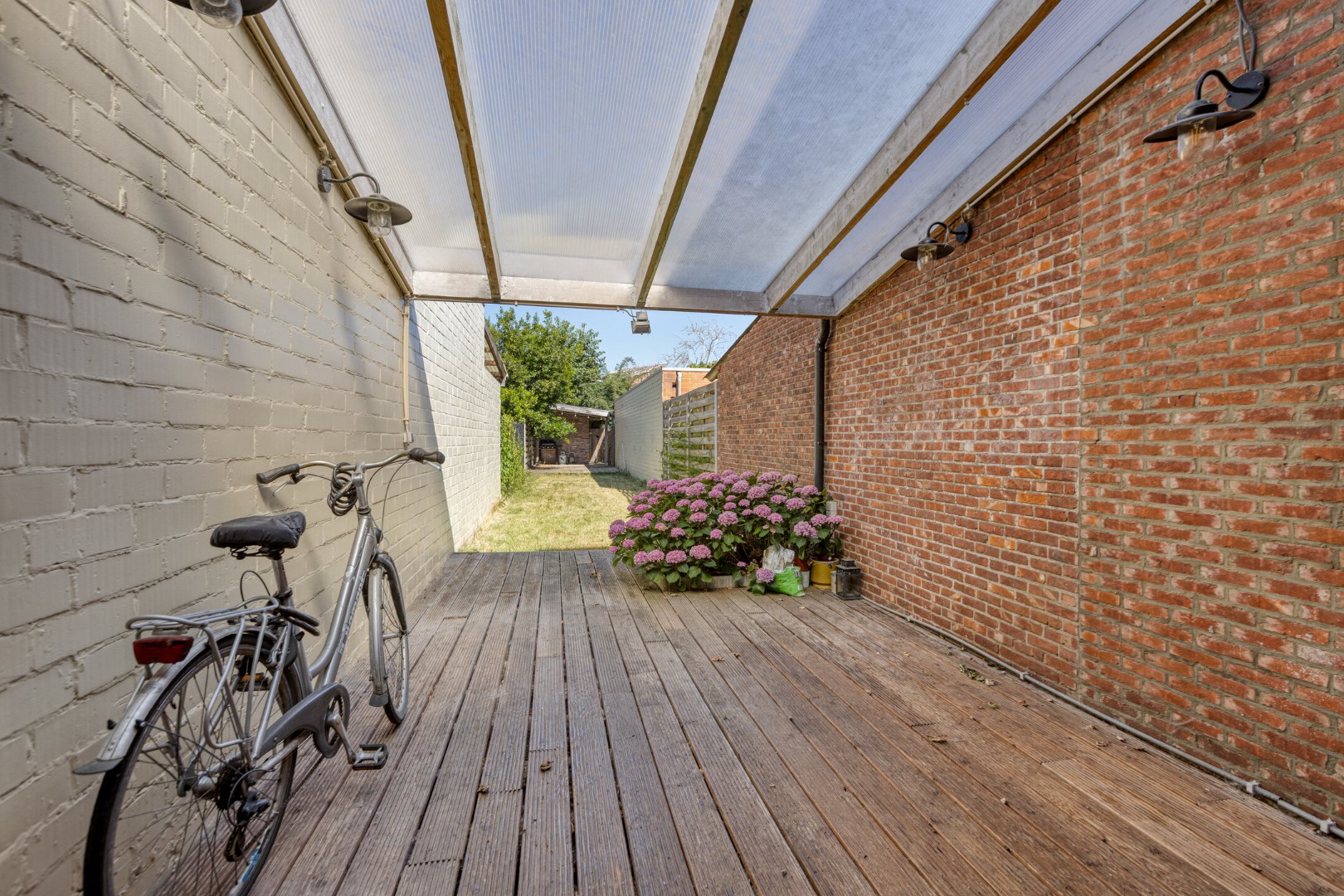 Volledig gerenoveerde stadswoning in het hart van Geel 