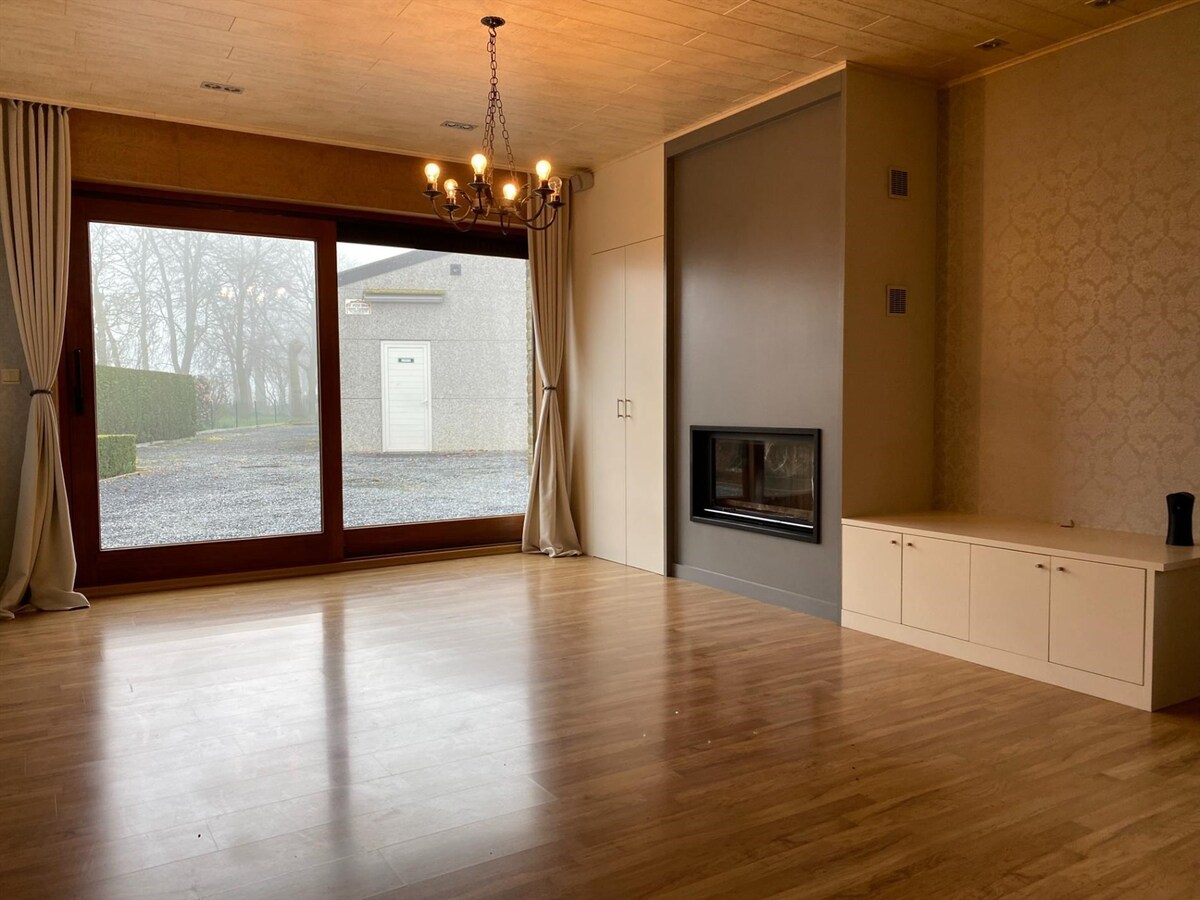 Woning met loods te Kortemark 