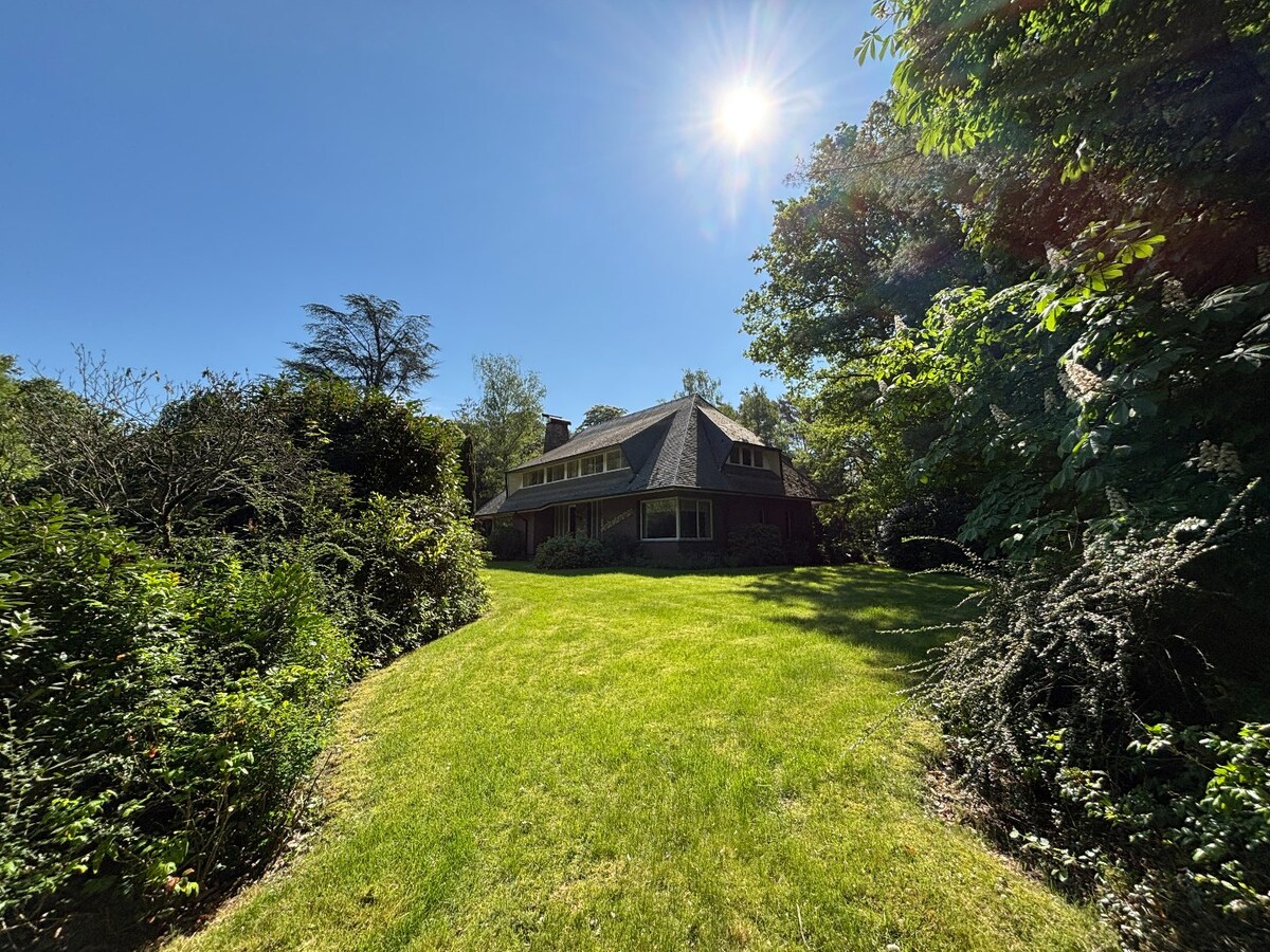Villa &quot;Lentestemmen&quot; op een perceel van 4.491 m&#178; te Schilde 
