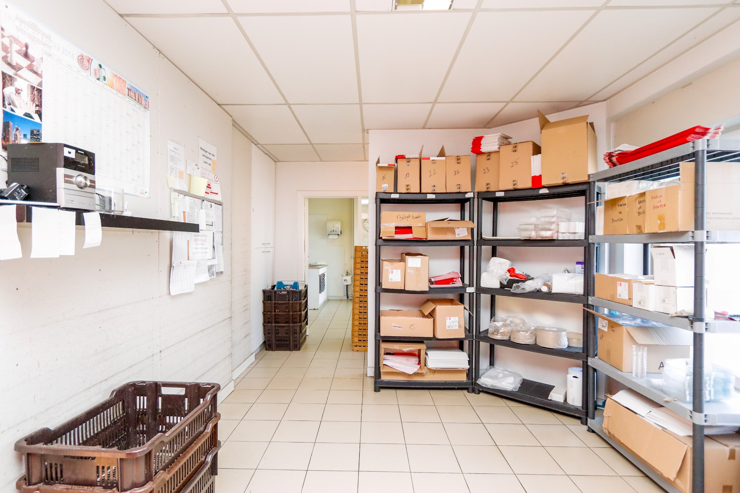 COMMERCIEEL GELEGEN HANDELSPAND 