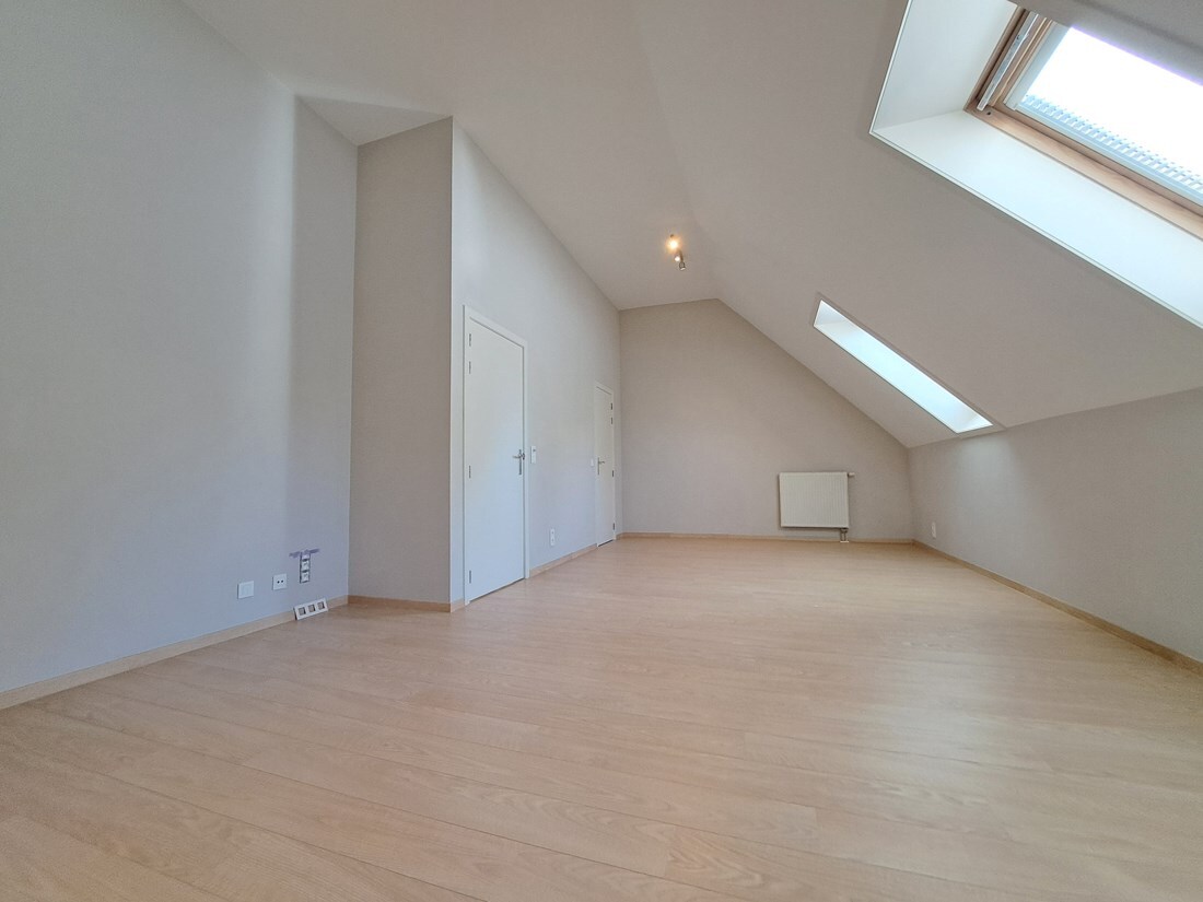 Perfect onderhouden rijwoning te Lommel 