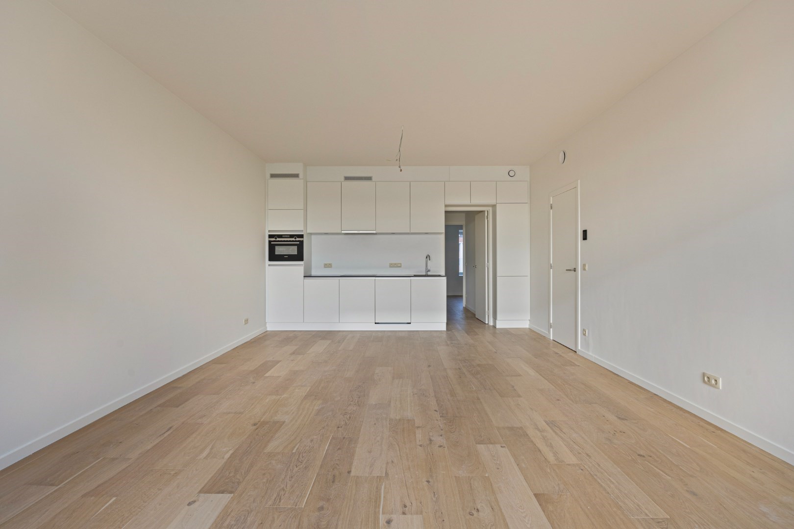 Nieuwbouwappartement met 2 slaapkamers, ruim terras en autostaanplaats - EPC  A - bewoonbare opp. 99 m&#178; 