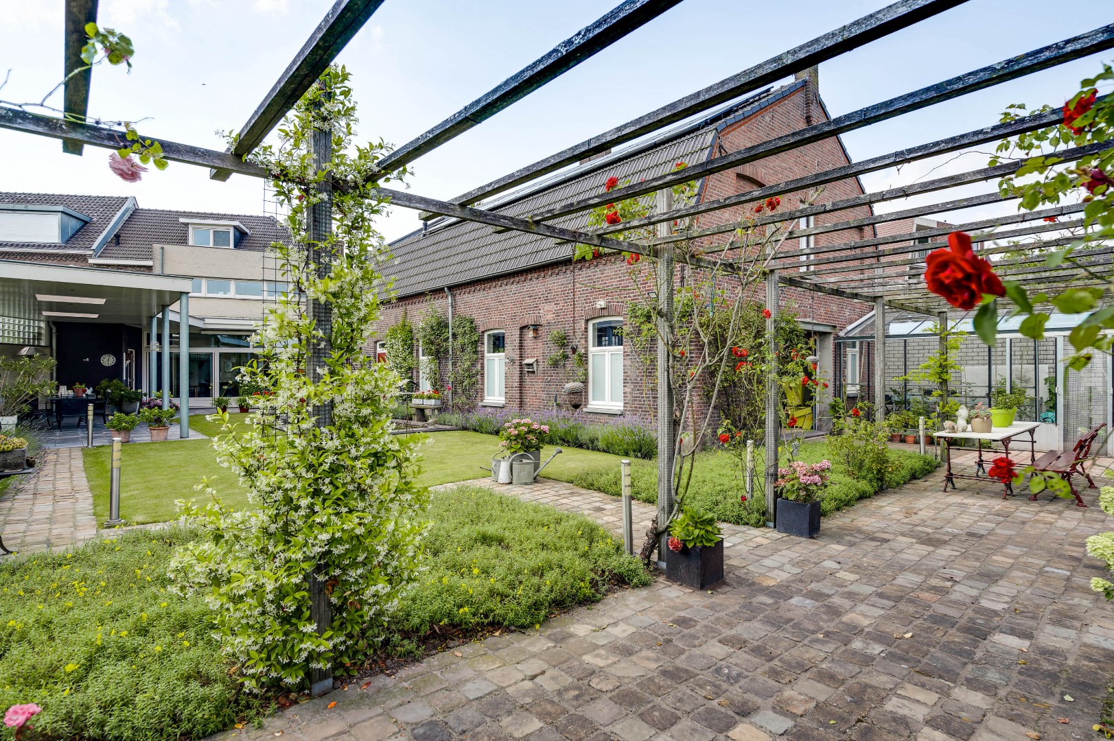 Exclusieve villa te koop in Weert