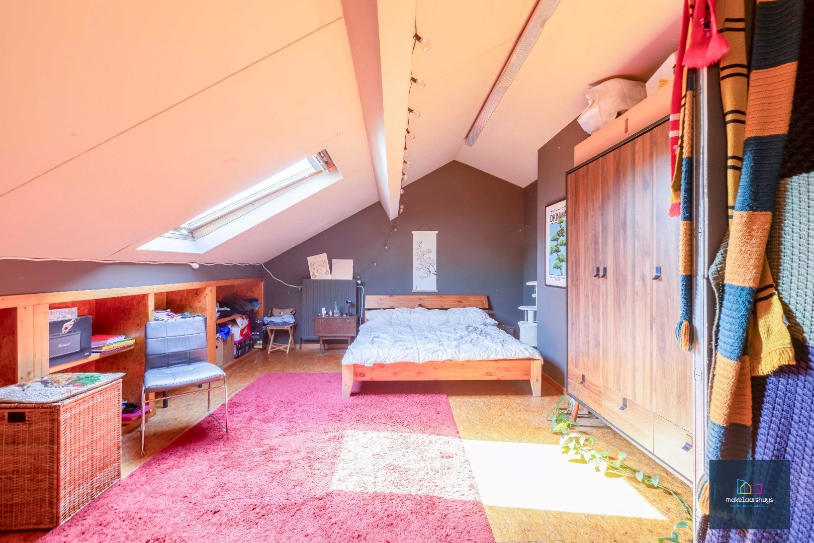 Ruime woning met tuin en dubbele garage in Gent 