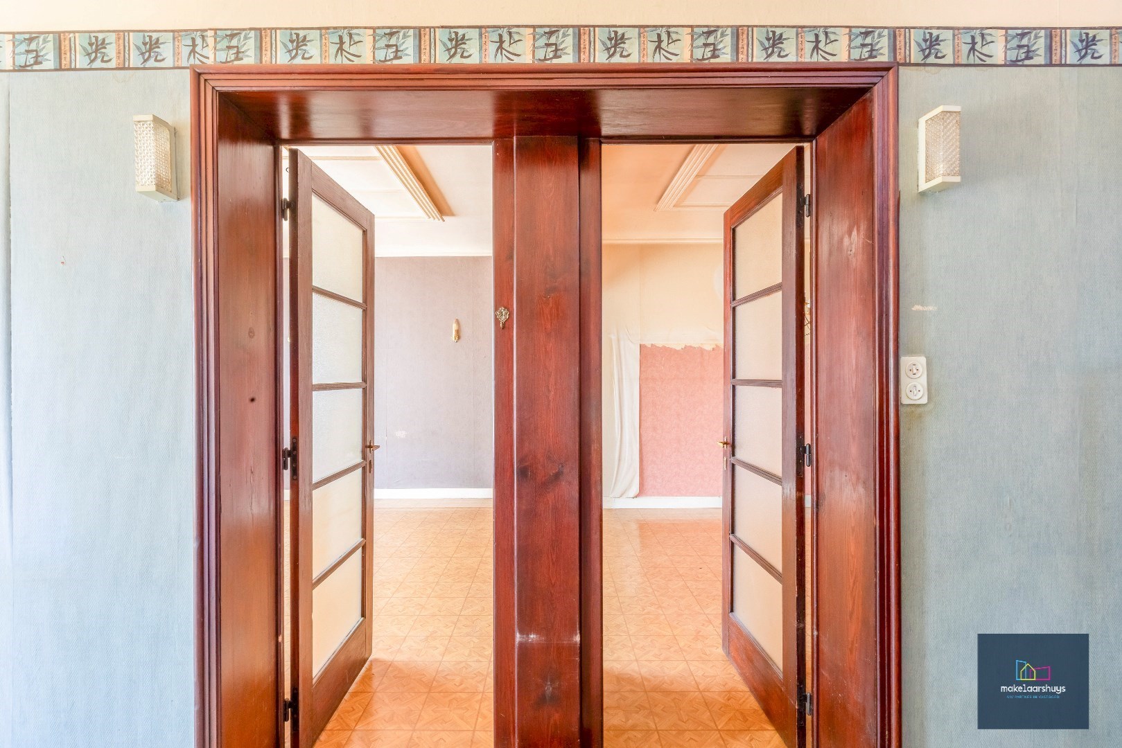 Te renoveren karakterwoning te Gent (Mariakerke) 