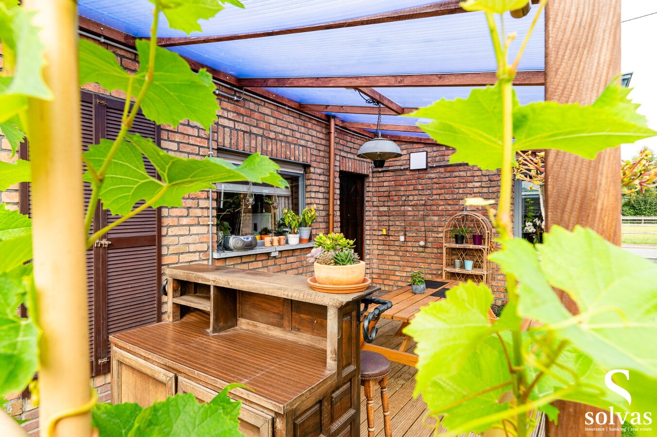 Gezellige open bebouwing met tuin en garage 