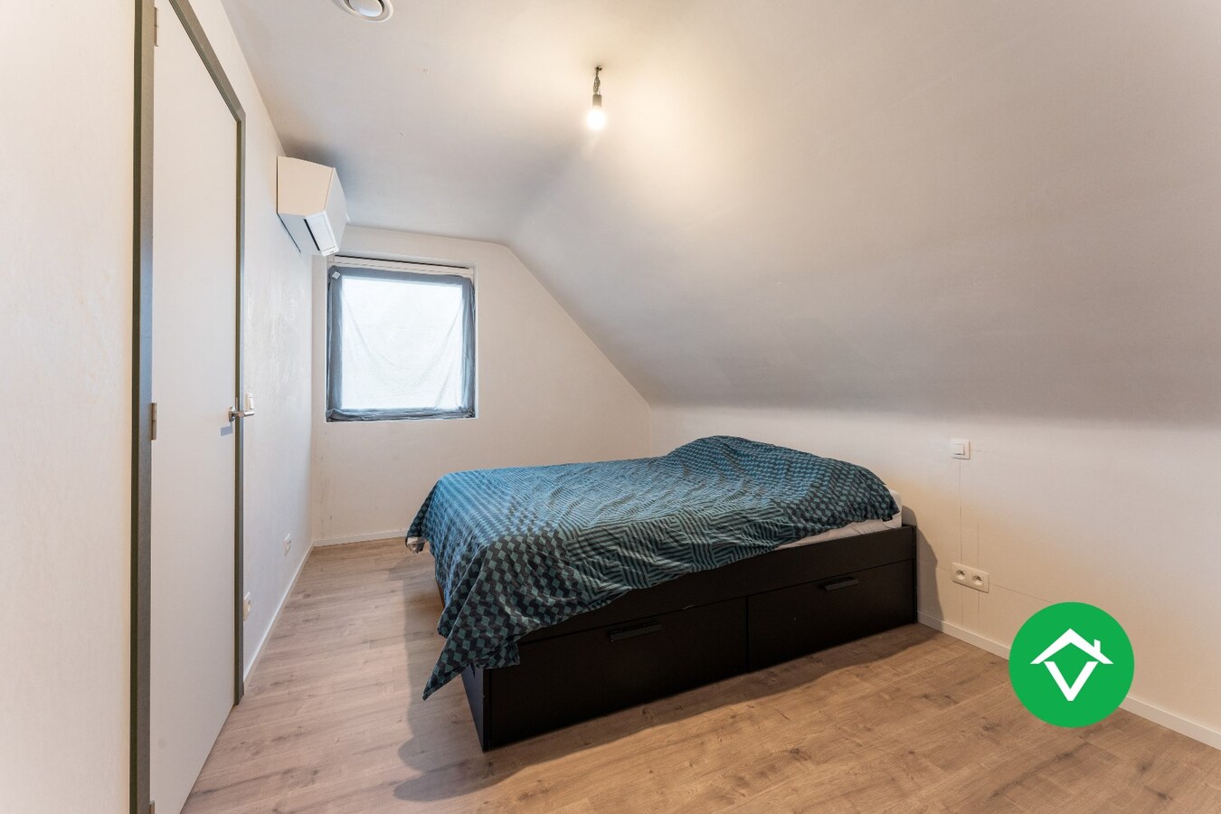 Recente woning met drie slaapkamers te Koekelare 