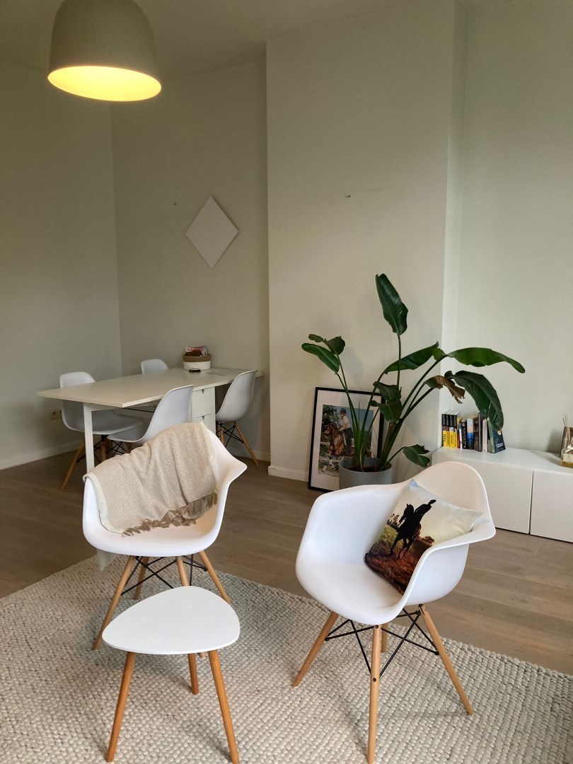 Prachtige instapklare studio van 50 m&#178; op een zeer gunstige ligging te Nationalestraat! 