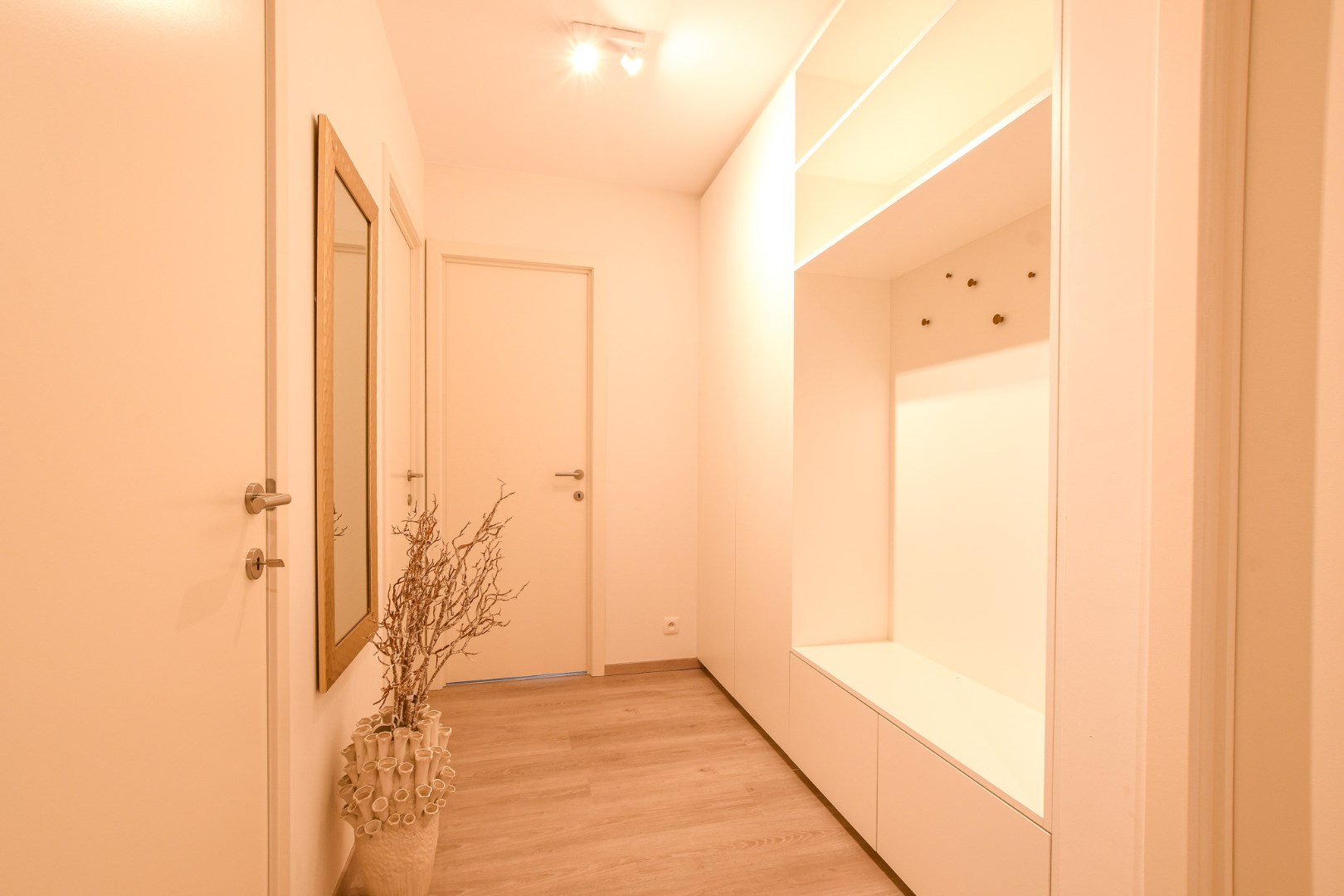 Twee slaapkamer appartement bij station Blankenberge met zwembad 