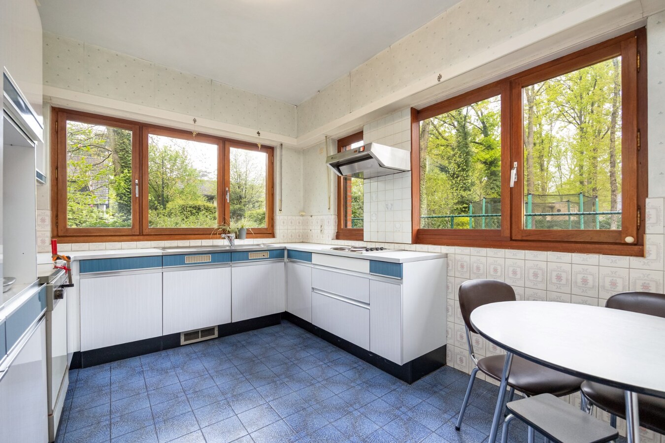 Ruime gezinswoning met 4 slaapkamers in het groene Hertebos 