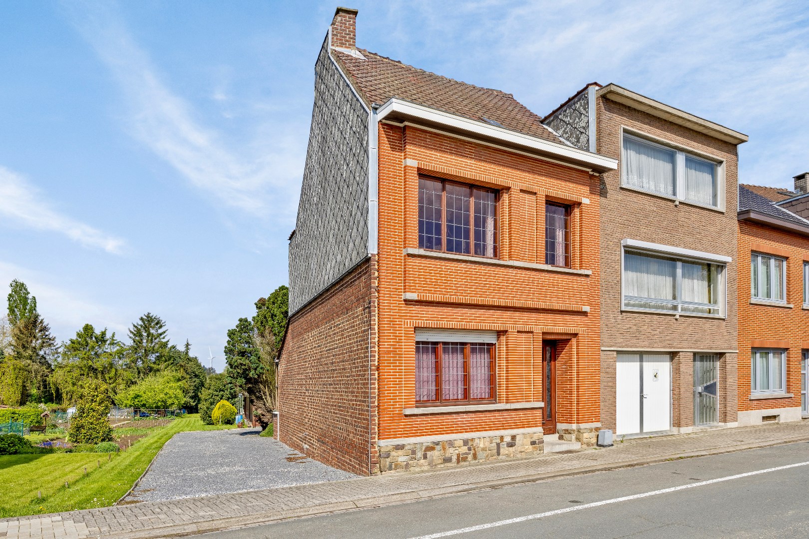 Woning 3 slpk. met mogelijke bouwgrond 